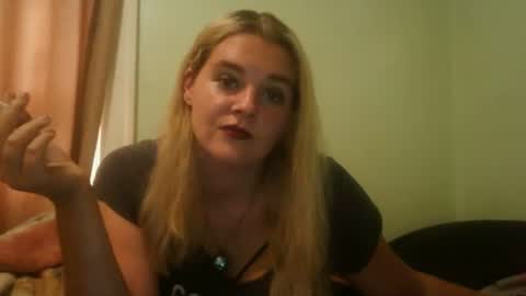 curvymom2025 online show from October 2025 08:42:01 PM