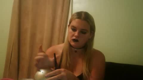 curvymom2025 online show from October 2025 12:58:01 AM