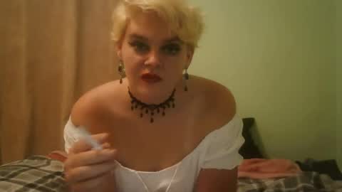 curvymom2025 online show from November 2025 03:06:02 AM