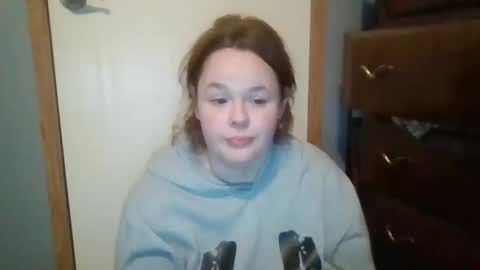 dahlia -kim online show from October 2025 09:52:01 AM