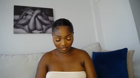 Liya online show from February 2025 12:50:01 PM