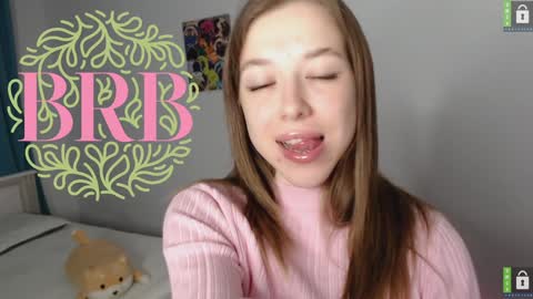 Snapshot of cute_beauty chatting on January 2025 03:18:02 AM Amanda online show from January 2025 03:18:02 AM