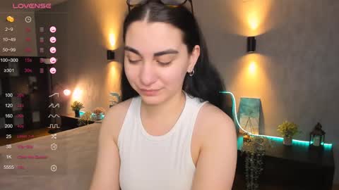 Hanna online show from January 2025 02:01:01 AM