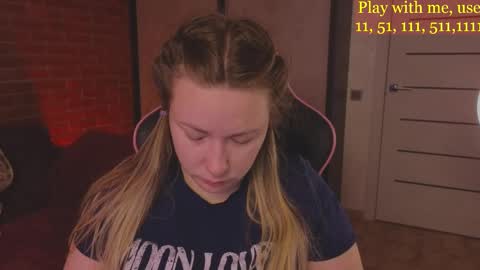 Everyday stream in the same time online show from February 2025 01:44:02 AM