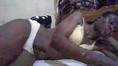 cute_divah4 online show from November 2025 05:05:01 AM