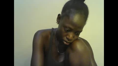 cute_doria online show from February 2025 04:13:02 PM