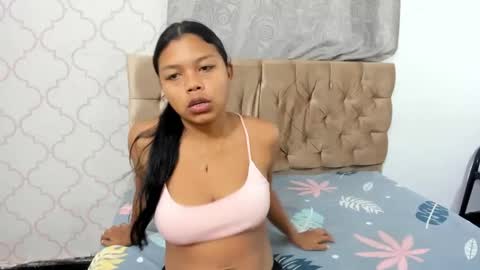 cute_ebony_18_ online show from November 2025 12:20:01 PM