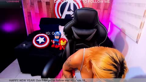    Independent Model online show from February 2025 02:06:02 AM