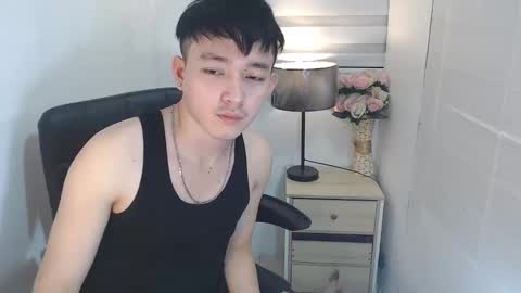 cute_enzo24 online show from December 2024 06:01:01 AM