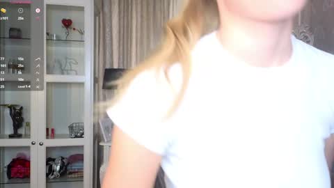 Anne online show from September 2025 07:24:02 AM