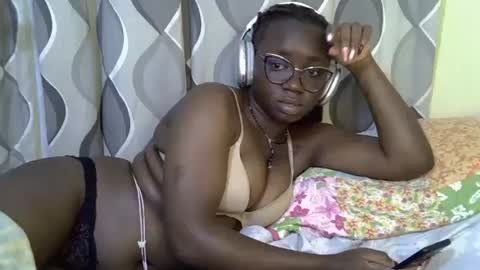 Snapshot of cute_gee chatting on May 2026 10:49:02 PM daddysdoll online show from May 2026 10:49:02 PM