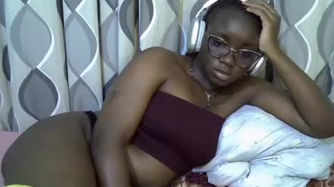 Snapshot of cute_gee chatting on May 2026 10:56:02 AM daddysdoll online show from May 2026 10:56:02 AM