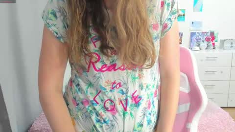 cute_kate0 online show from September 2025 12:51:01 PM