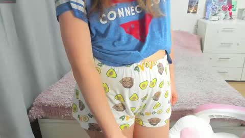cute_kate0 online show from September 2025 09:34:01 AM