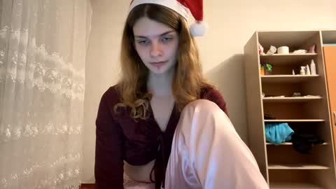cute_kitte online show from January 2025 06:51:02 PM