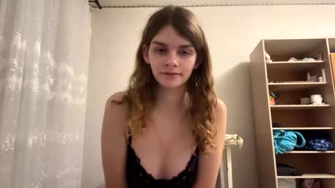 cute_kitte online show from February 2025 09:26:02 PM