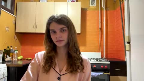 cute_kitte online show from February 2025 09:46:01 PM