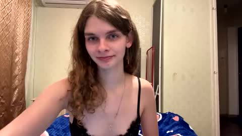 cute_kitte online show from October 2025 06:49:02 PM