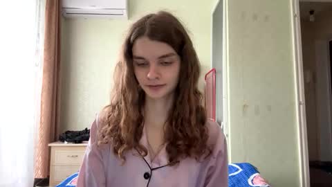 cute_kitte online show from October 2025 06:22:02 AM