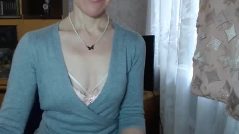 cute_lion_ online show from February 2025 09:08:01 AM