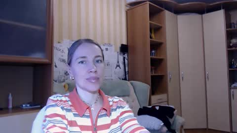 cute_lion_ online show from April 2026 02:29:02 PM