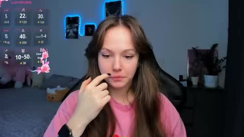 Emily online show from November 2025 05:40:02 AM