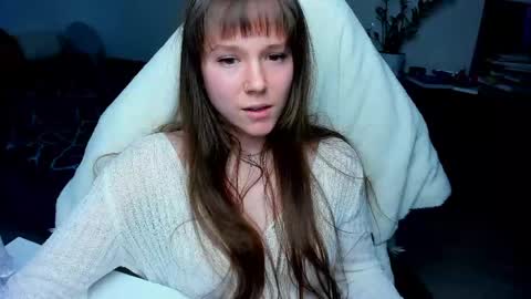 Snapshot of cute_little_ass chatting on May 2026 03:07:01 PM Emily online show from May 2026 03:07:01 PM