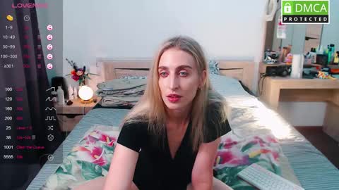 Milana online show from October 2025 12:03:02 PM