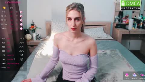 Milana online show from October 2025 10:04:01 AM