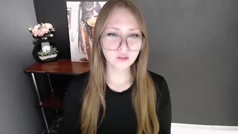 Veronica online show from December 2025 07:13:02 AM