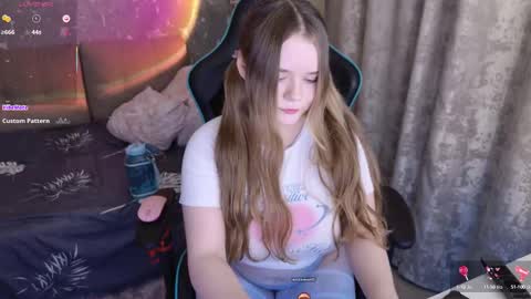 Aleksandra online show from March 2025 06:45:01 PM