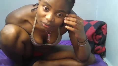 Snapshot of cute_shaniz chatting on October 2025 06:48:01 PM cute_shaniz online show from October 2025 06:48:01 PM