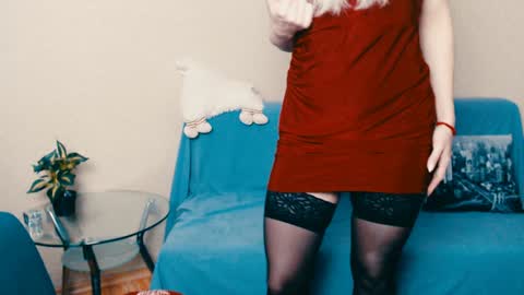 cute_smile_shy online show from February 2025 10:10:02 PM