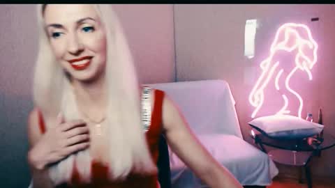 cute_smile_shy online show from September 2025 08:00:02 PM