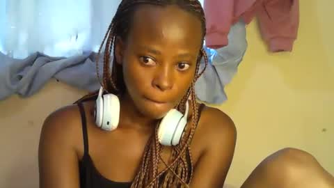 cute_sonny online show from November 2025 06:23:01 AM