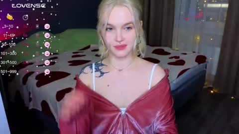 Sue online show from February 2025 04:53:01 PM