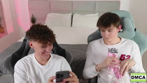 Thomas -  online show from January 2025 07:01:02 PM