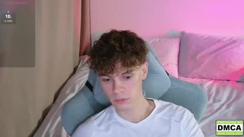 Thomas -  online show from October 2025 06:21:01 PM