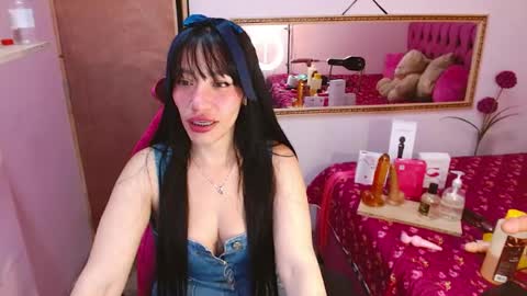 Snapshot of cute_zoe1 chatting on June 2026 06:54:01 PM cute_zoe1 online show from June 2026 06:54:01 PM