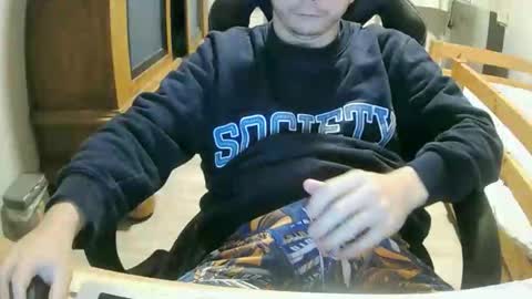 Snapshot of cuteboy090 chatting on September 2025 01:58:01 PM Cuteboy090 online show from September 2025 01:58:01 PM