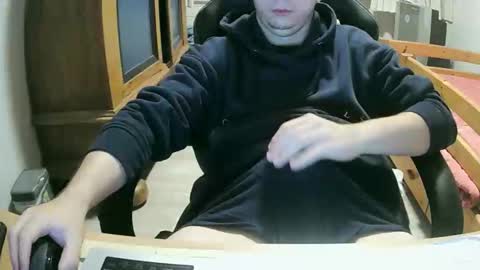 Snapshot of cuteboy090 chatting on October 2025 11:46:02 PM Cuteboy090 online show from October 2025 11:46:02 PM