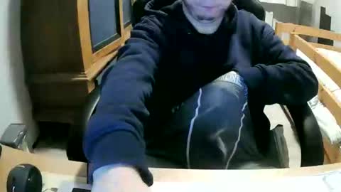 Snapshot of cuteboy090 chatting on November 2025 12:00:01 AM Cuteboy090 online show from November 2025 12:00:01 AM