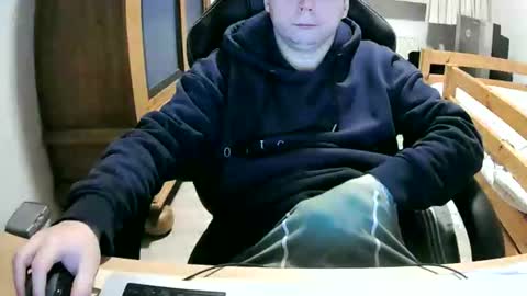 Snapshot of cuteboy090 chatting on February 2026 01:13:02 AM Cuteboy090 online show from February 2026 01:13:02 AM