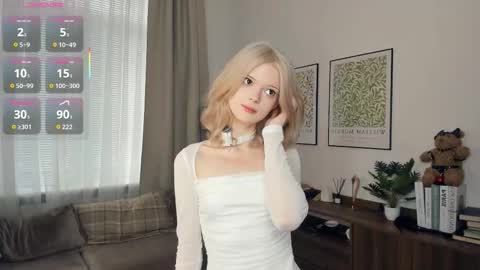 Snapshot of cutebrutality chatting on November 2025 07:41:02 AM Alice online show from November 2025 07:41:02 AM