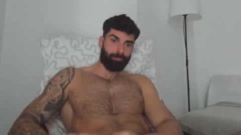 cuteeboy online show from February 2025 11:55:01 AM