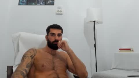 cuteeboy online show from October 2025 06:06:01 PM