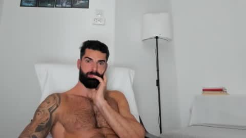 cuteeboy online show from October 2025 06:34:01 AM