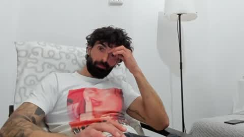 cuteeboy online show from May 2026 06:34:02 PM
