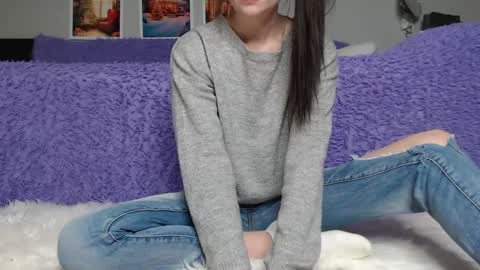 Anna online show from December 2024 12:06:01 PM