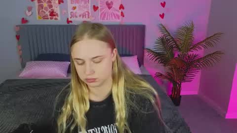 Amyy online show from July 2026 12:59:02 AM